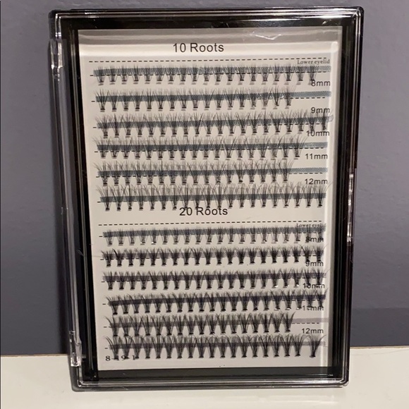 Eyelash extensions - Picture 1 of 1